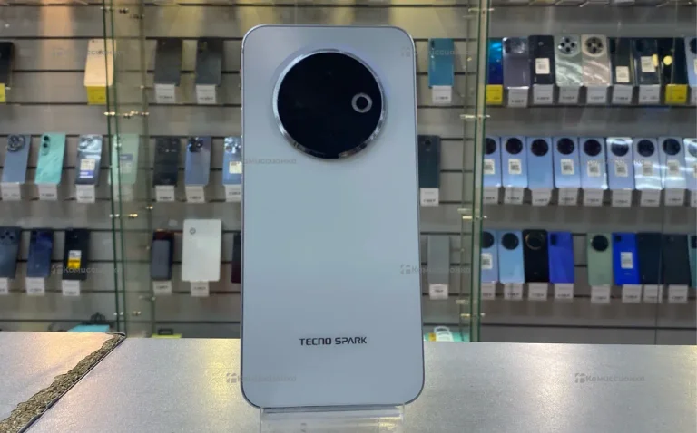 Tecno Spark 30C 8/256 ГБ