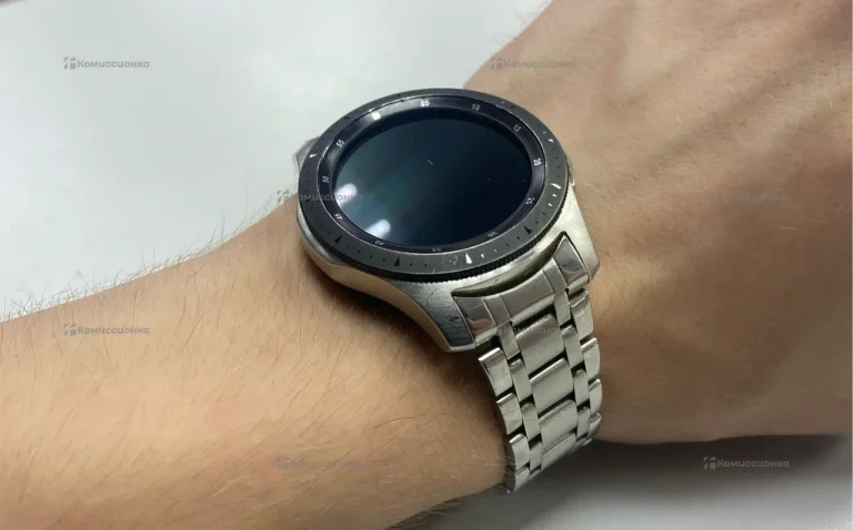 Часы  Galaxy Watch