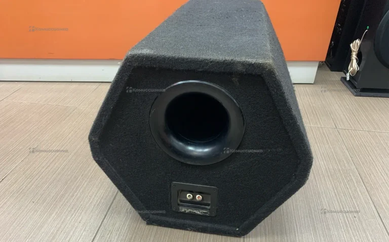 Сабвуфер  Sony Xplod 1000