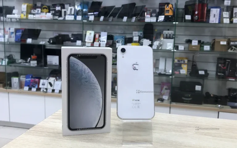 Apple IPhone XR 64Гб