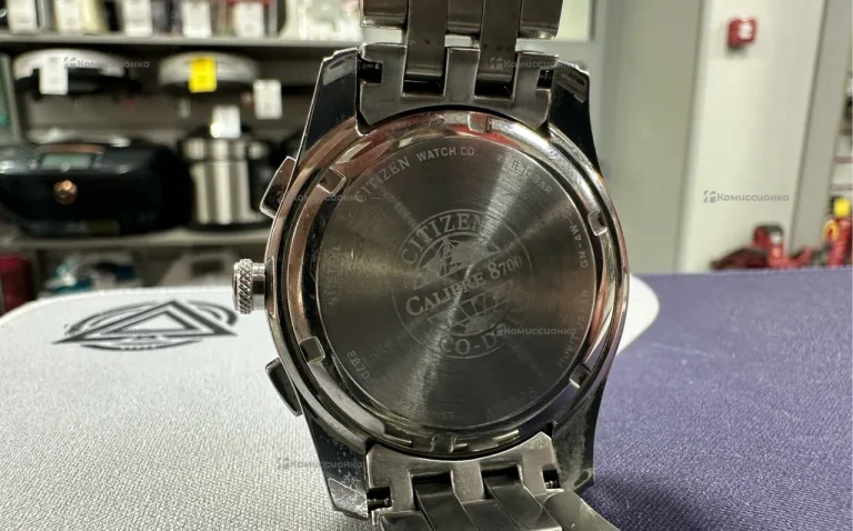 Часы  Citizen Eco Drive Calibre 8700