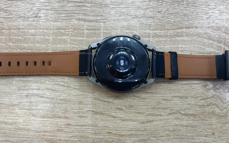 Часы Huawei Watch 3 Pro