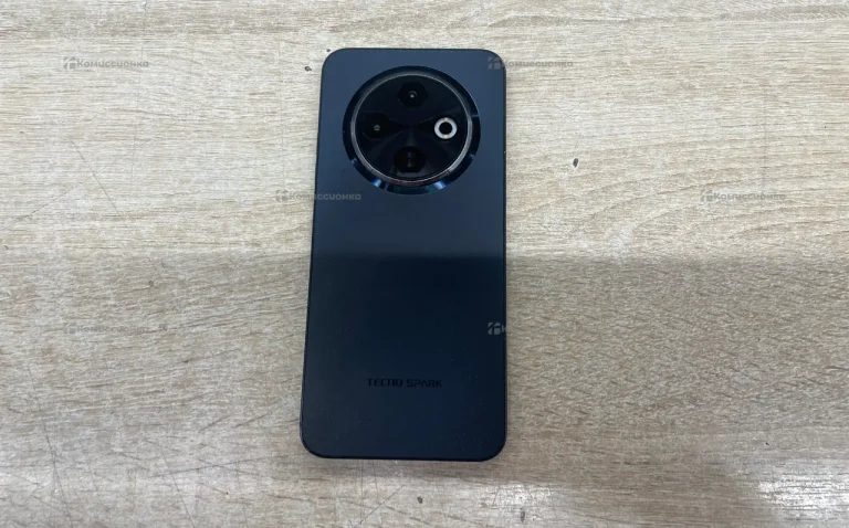 Tecno Spark 30C 4/128 ГБ