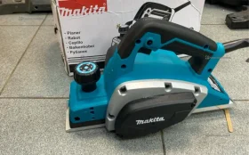 рубанок Makita.