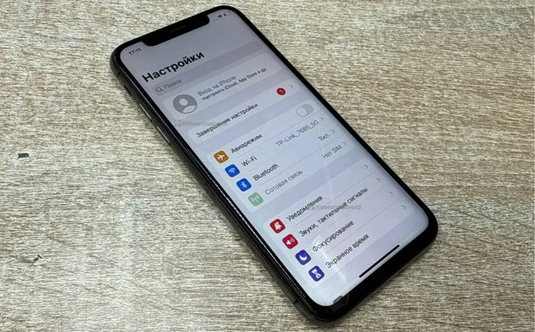 Apple iPhone X 3/256 ГБ