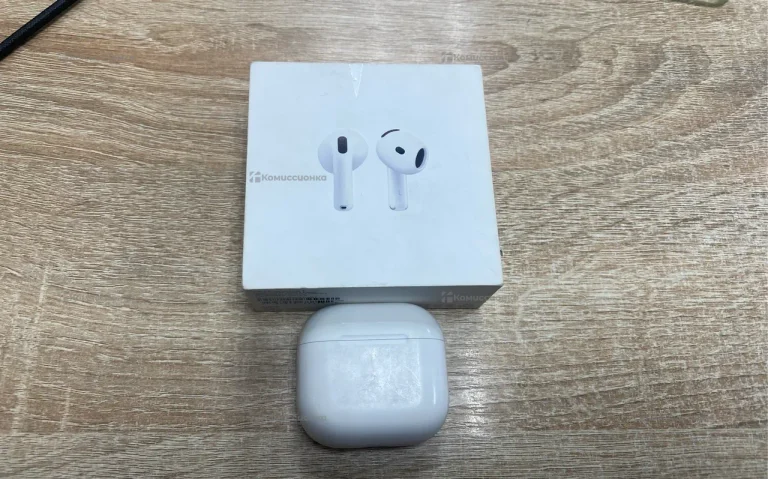 Наушники  Apple AirPods 4