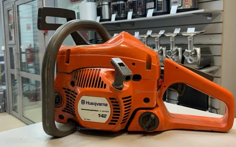 Цепная пила Husqvarna 142e