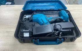 сабельная пила Makita синий кейс