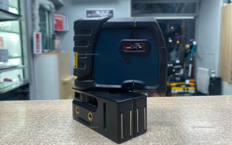 точечный уровень Bosch gpl 5