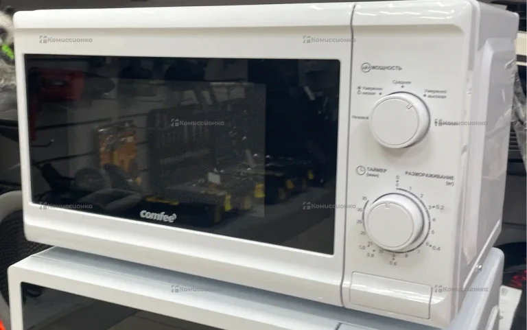 Микроволновая печь  COMFEE