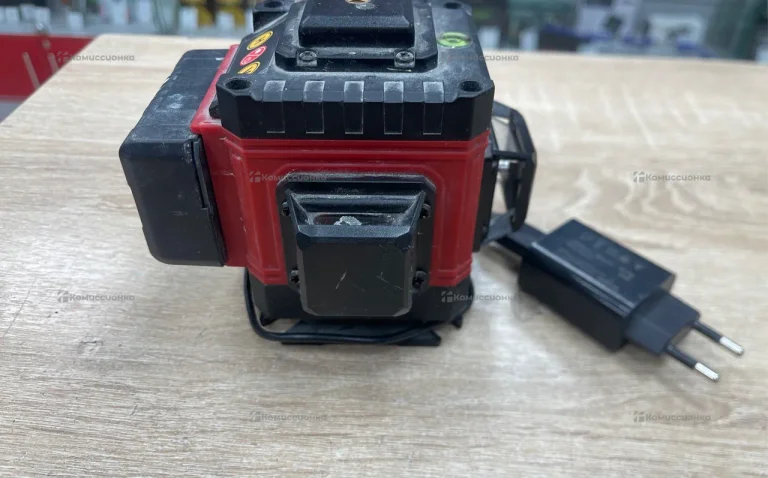 Уровень лазерный Elitech