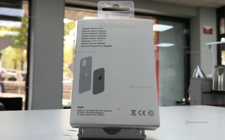 Power Bank  MagSafe battery pack