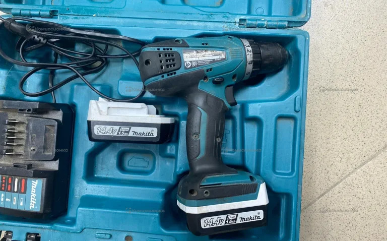 Дрель-шуруповерт makita DF347DWLE