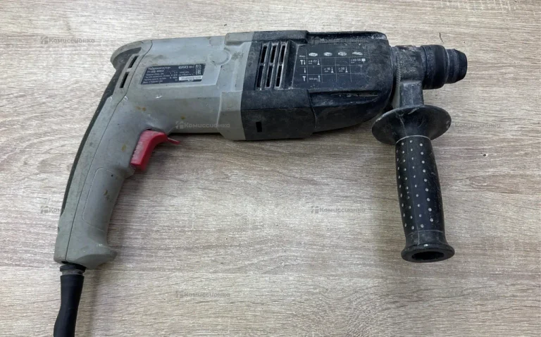 Перфоратор Зубр П-22-650