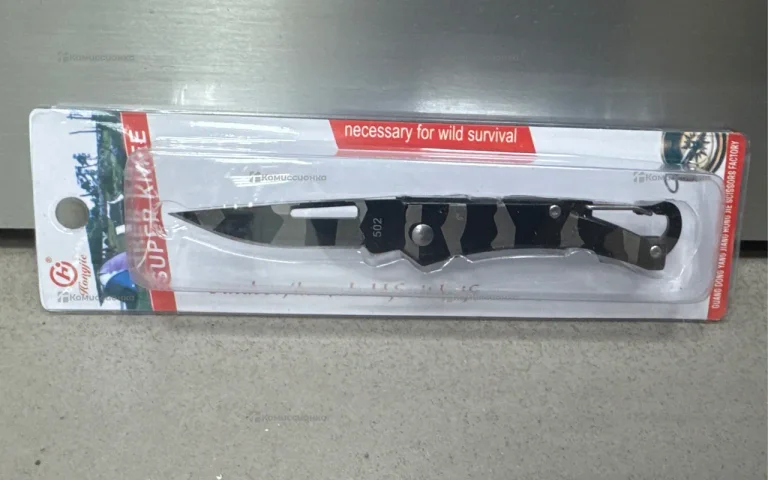 Нож туристический