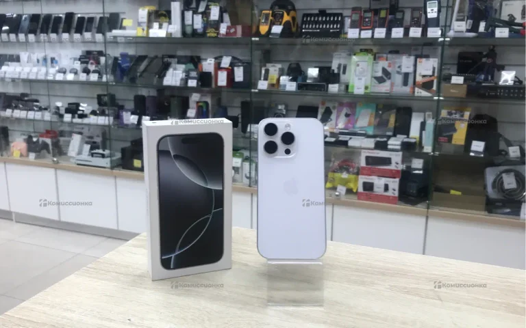 Apple iPhone 16 Pro 8/128 ГБ