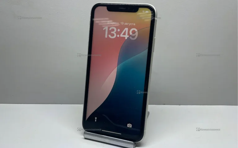 Apple iPhone 11 64ГБ