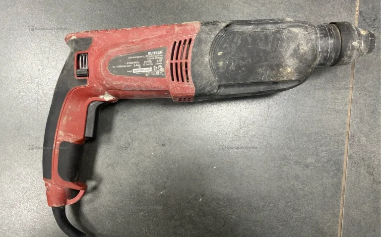 Перфоратор Elitech П 3-32РЭМ