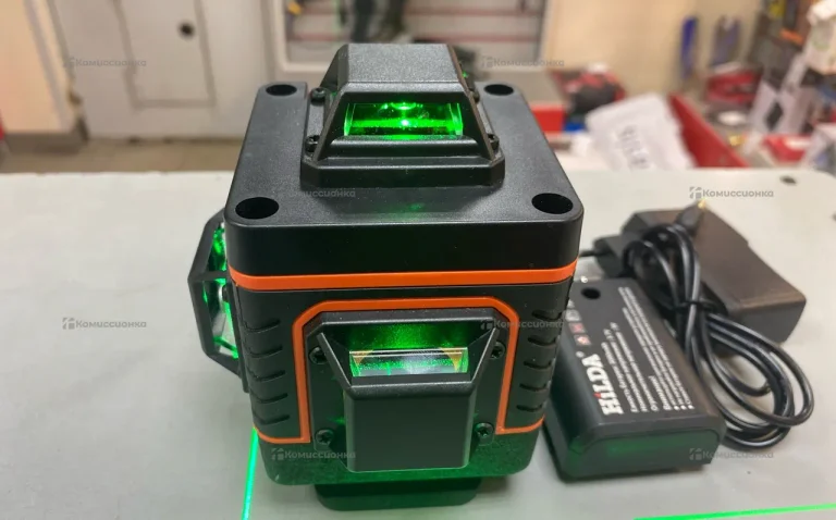 Лазерный уровень Hilda 4D Laser Level Green.
