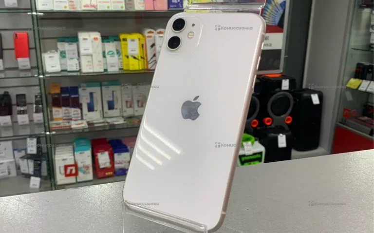 Apple iPhone 11 4/128 ГБ