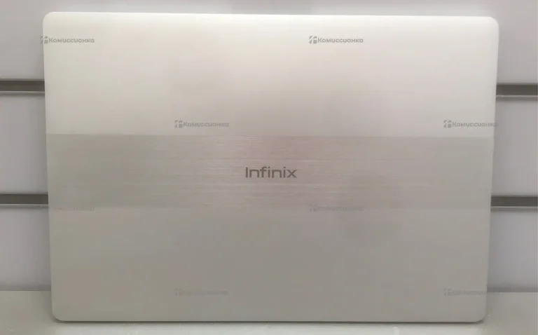 Ноутбук  infinix Y3Max