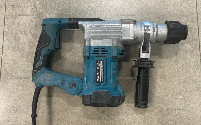 перфоратор Makita 3016