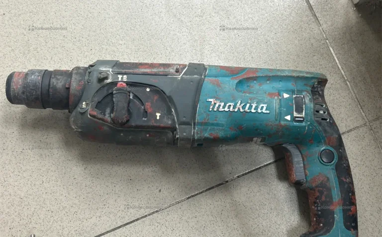Перфоратор makita HR2470