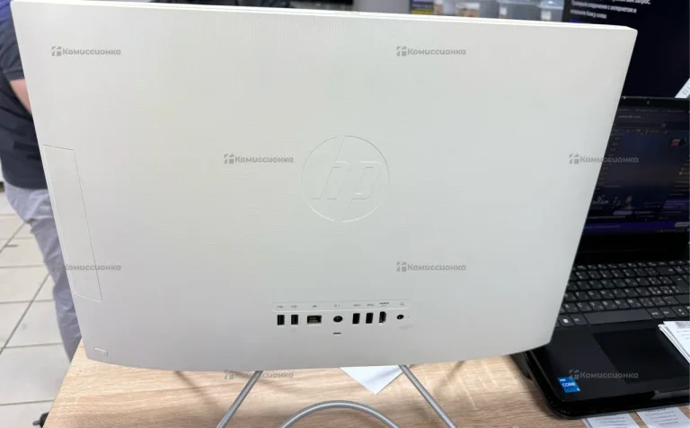 Моноблок  HP All-in-One 22