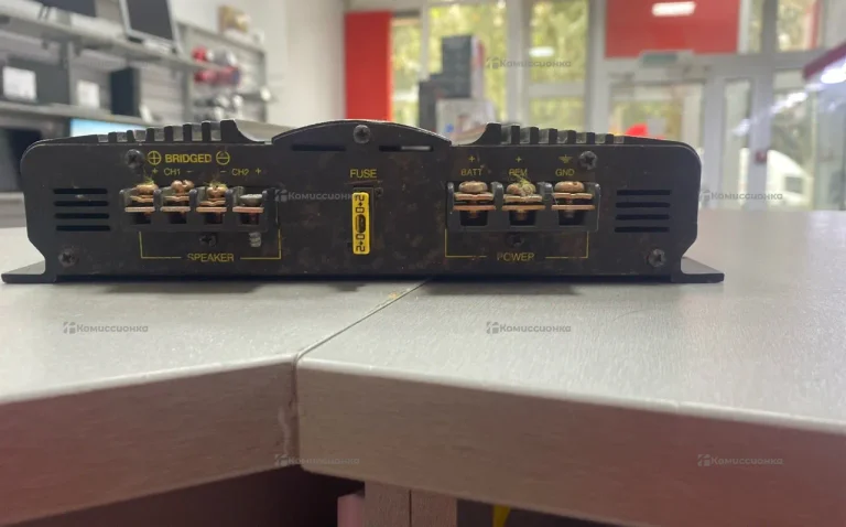 Усилитель  MOSFET power amplifier 1050