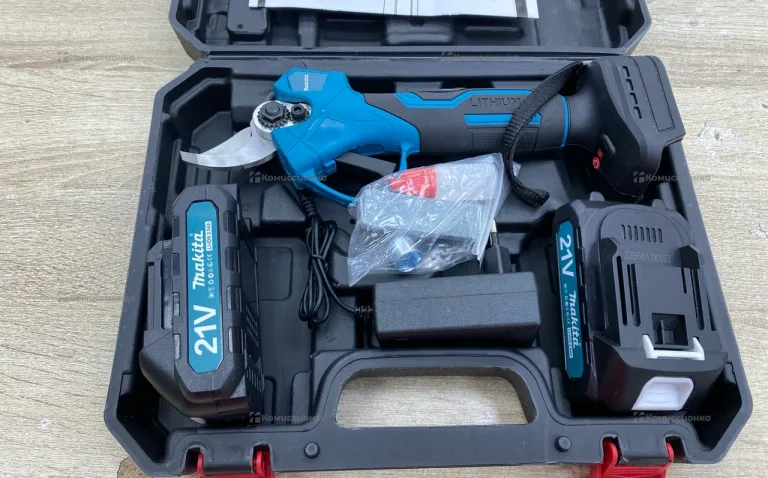 Секатор Makita АКБ 21V