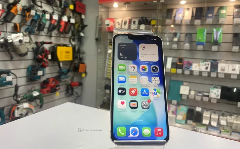 Apple iPhone 13 4/128 ГБ