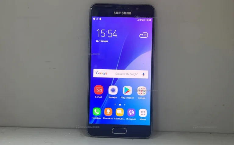 Samsung Galaxy A5 (2016) 2/16 ГБ
