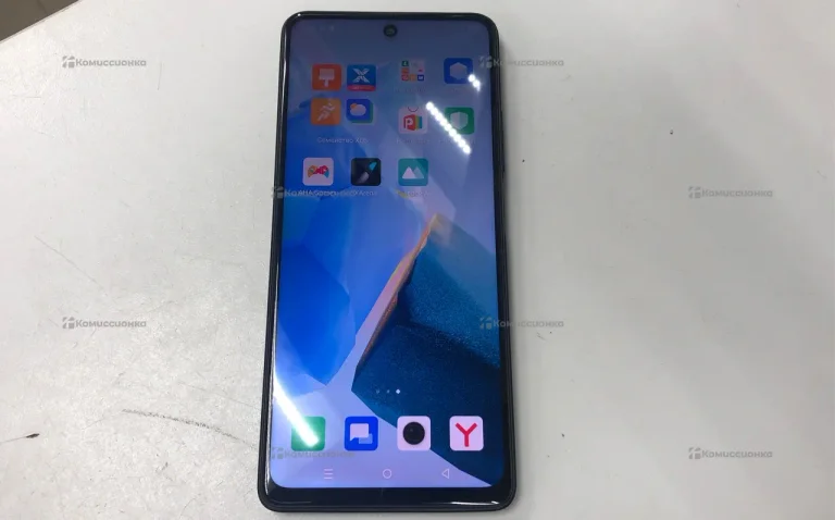 Infinix hot 30 4/128ГБ