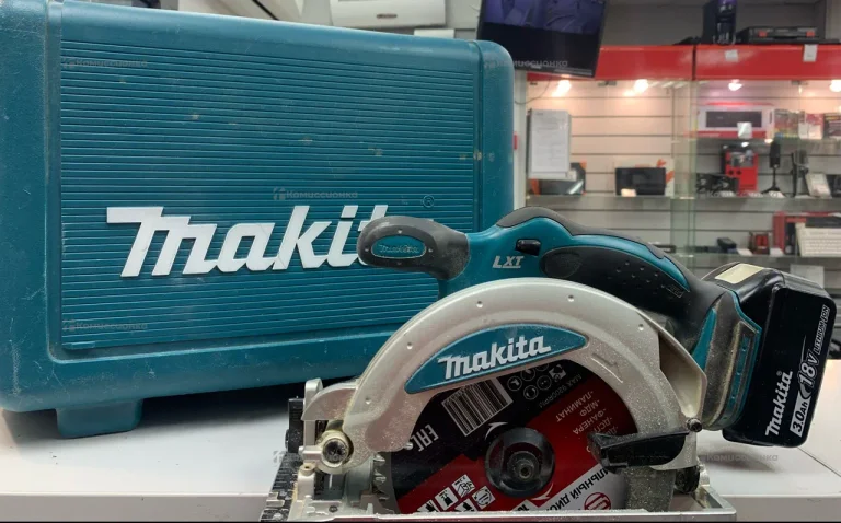 Дисковая пила аккумуляторная makita DSS610RF
