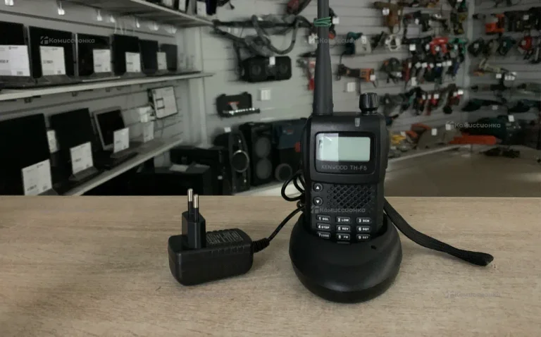 Рация  Kenwood TH-F5