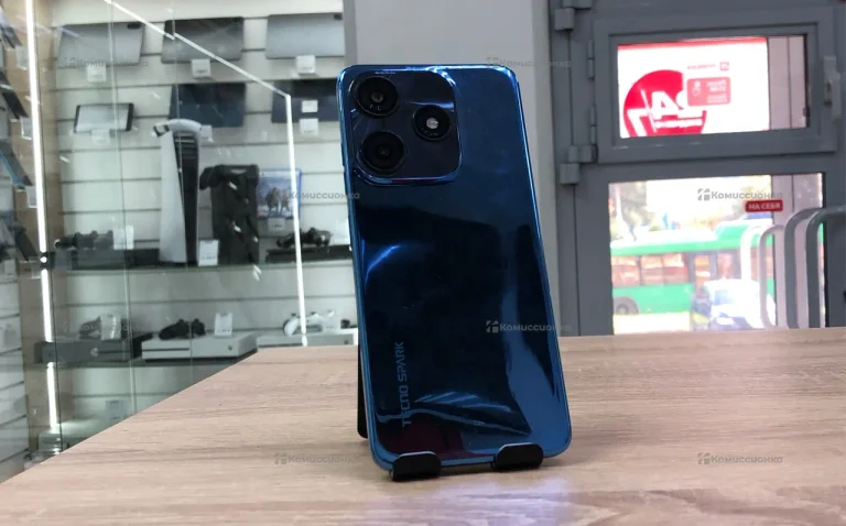 Tecno Spark 10C 4/64 ГБ