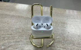 Купить Наушники AirPods 4 б/у , в Краснодар Цена:6000рублей