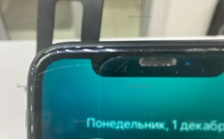 Apple iPhone XR 64 ГБ