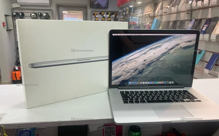 Ноутбук  Macbook pro 2015 i7