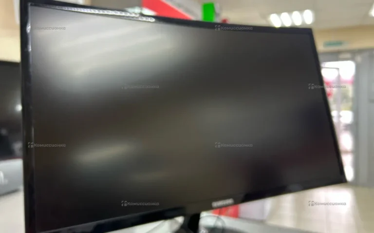 Монитор Samsung C24F390FHR