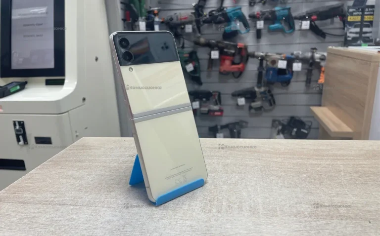 Samsung galaxy z flip3 5g 8/128