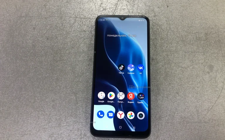 Realme C33 4/64 ГБ