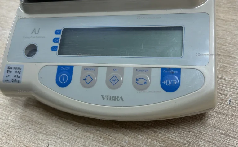 Весы  лабораторные VIBRA AJ-3200CE