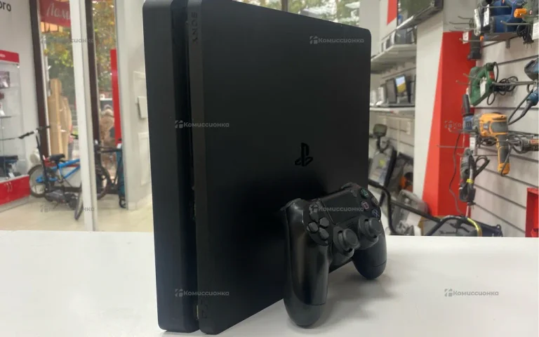 Приставка PS4. PS4 slim 1 Tb