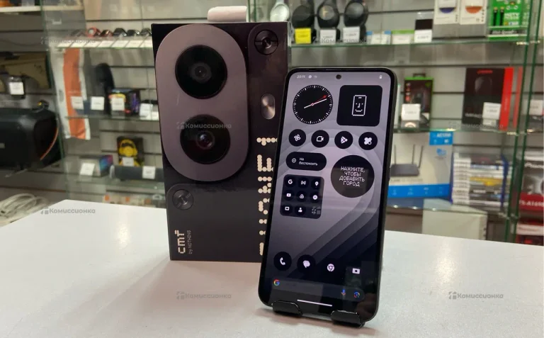 Nothing Phone (1) 8/128 ГБ