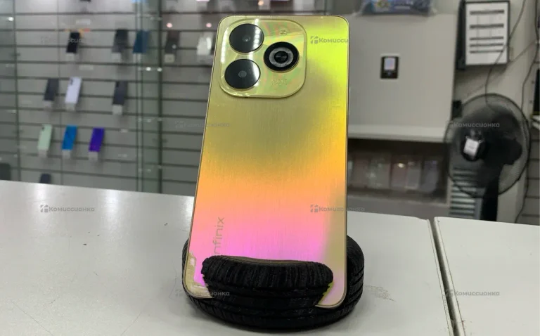 Infinix smart 8 pro 4/256Gb