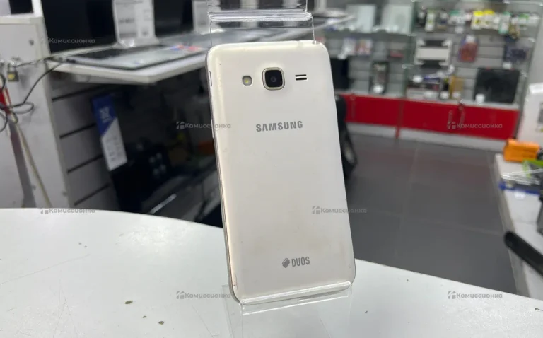 Samsung Galaxy J3 (2016) 2/16 Гб