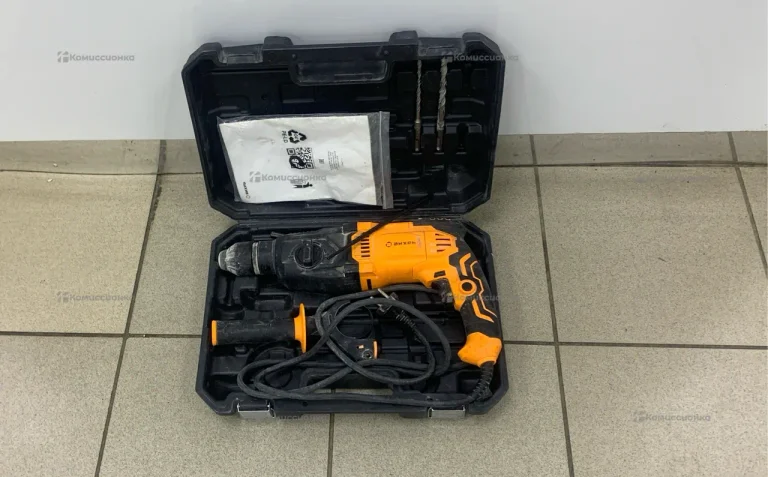 Перфоратор ВИХРЬ П-1000К