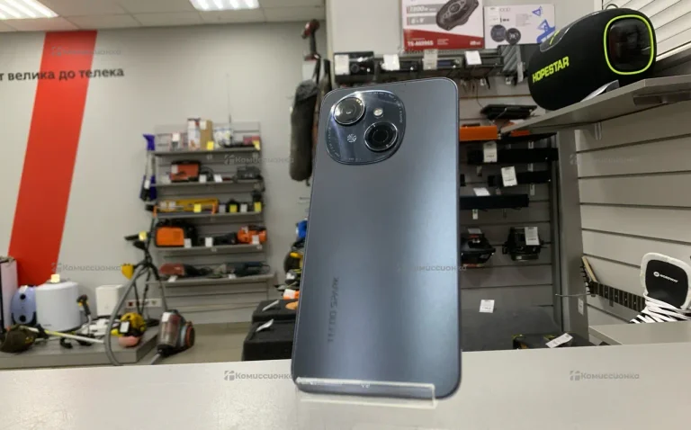 Tecno Spark Go 1 4/64 ГБ