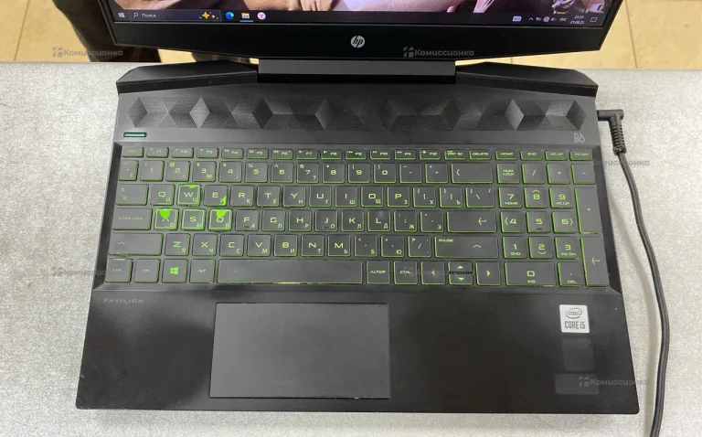 Ноутбук HP 15-dk1020ur